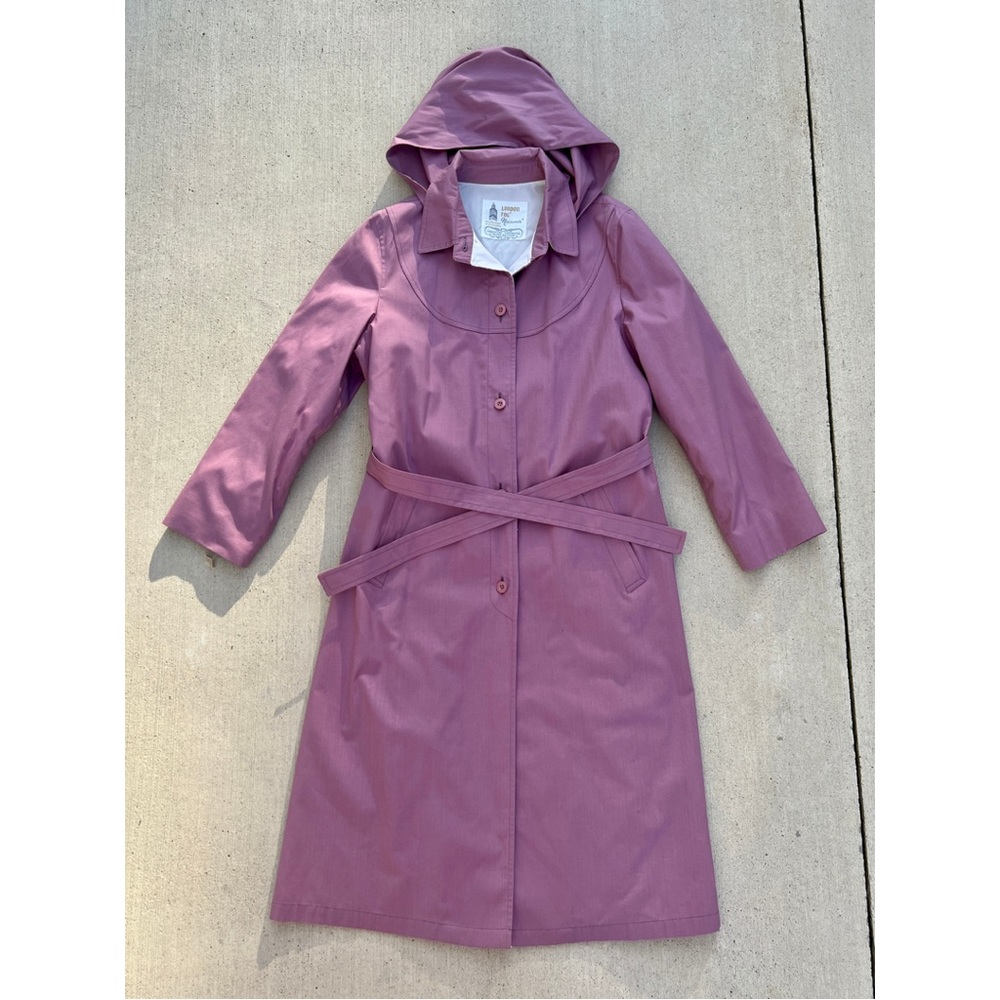 SOLD- Vintage 90's London Fog long trench coat/raincoat in dusky pink—brand new!
